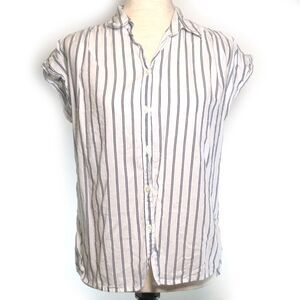 Old Navy Women's Button-Up Shirt Striped Cap Sleeve Size Small